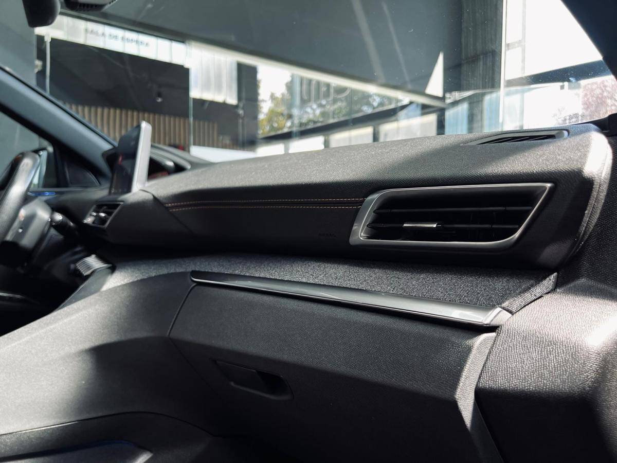 peugeot-3008-2019-diesel-1499cc