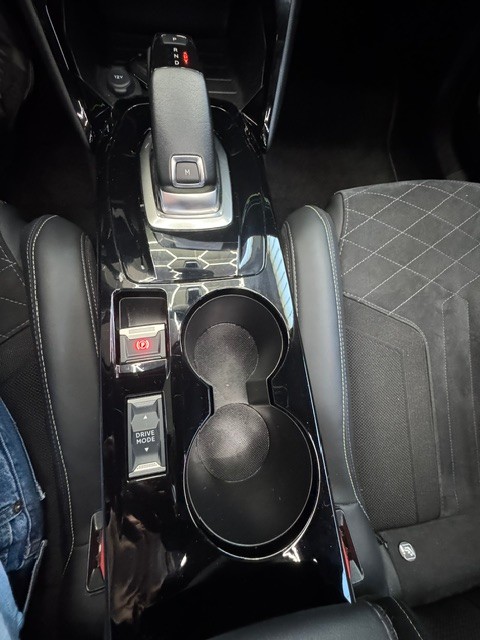 peugeot-2008-2021-diesel-1499cc