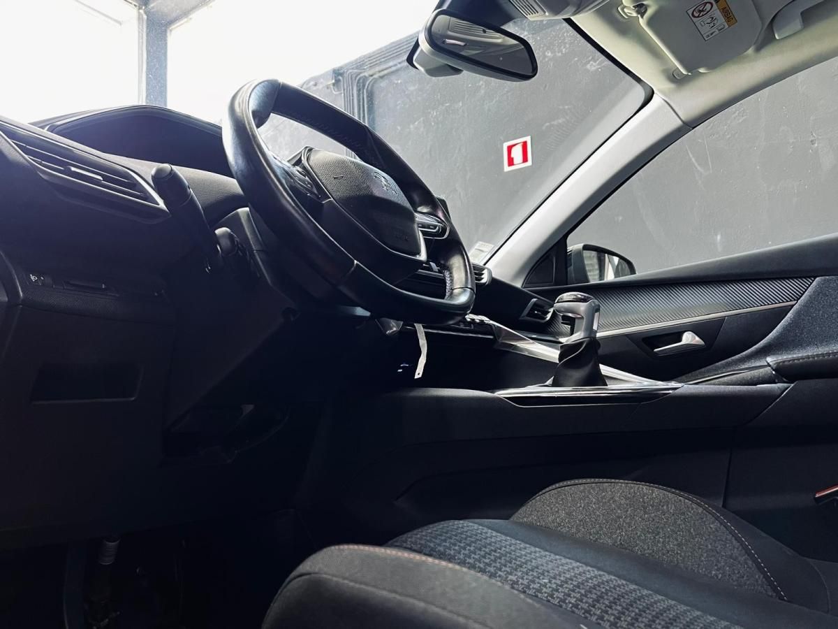 peugeot-3008-2017-diesel-1560cc