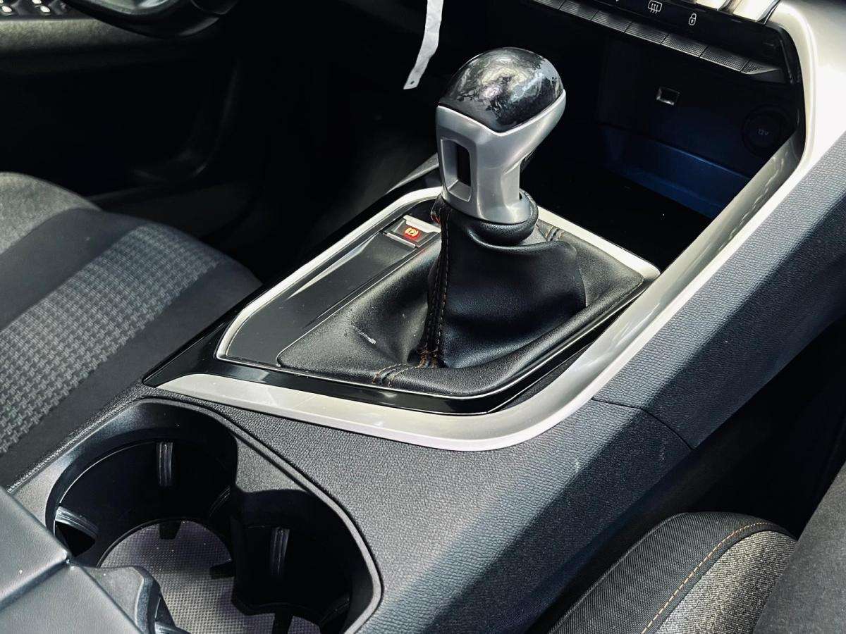 peugeot-3008-2017-diesel-1560cc