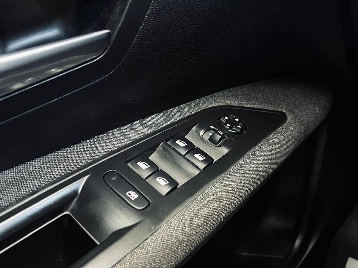 peugeot-3008-2017-diesel-1560cc