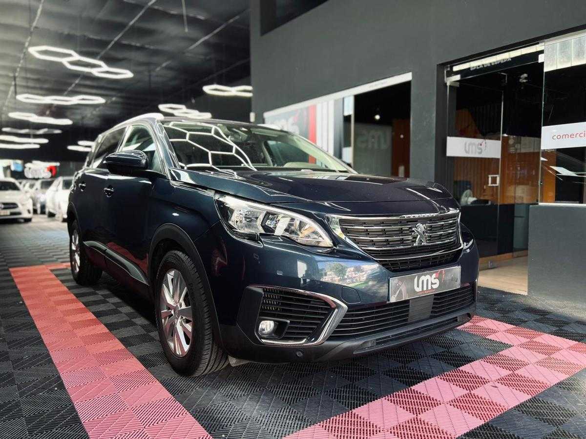 peugeot-5008-2019-diesel-1499cc