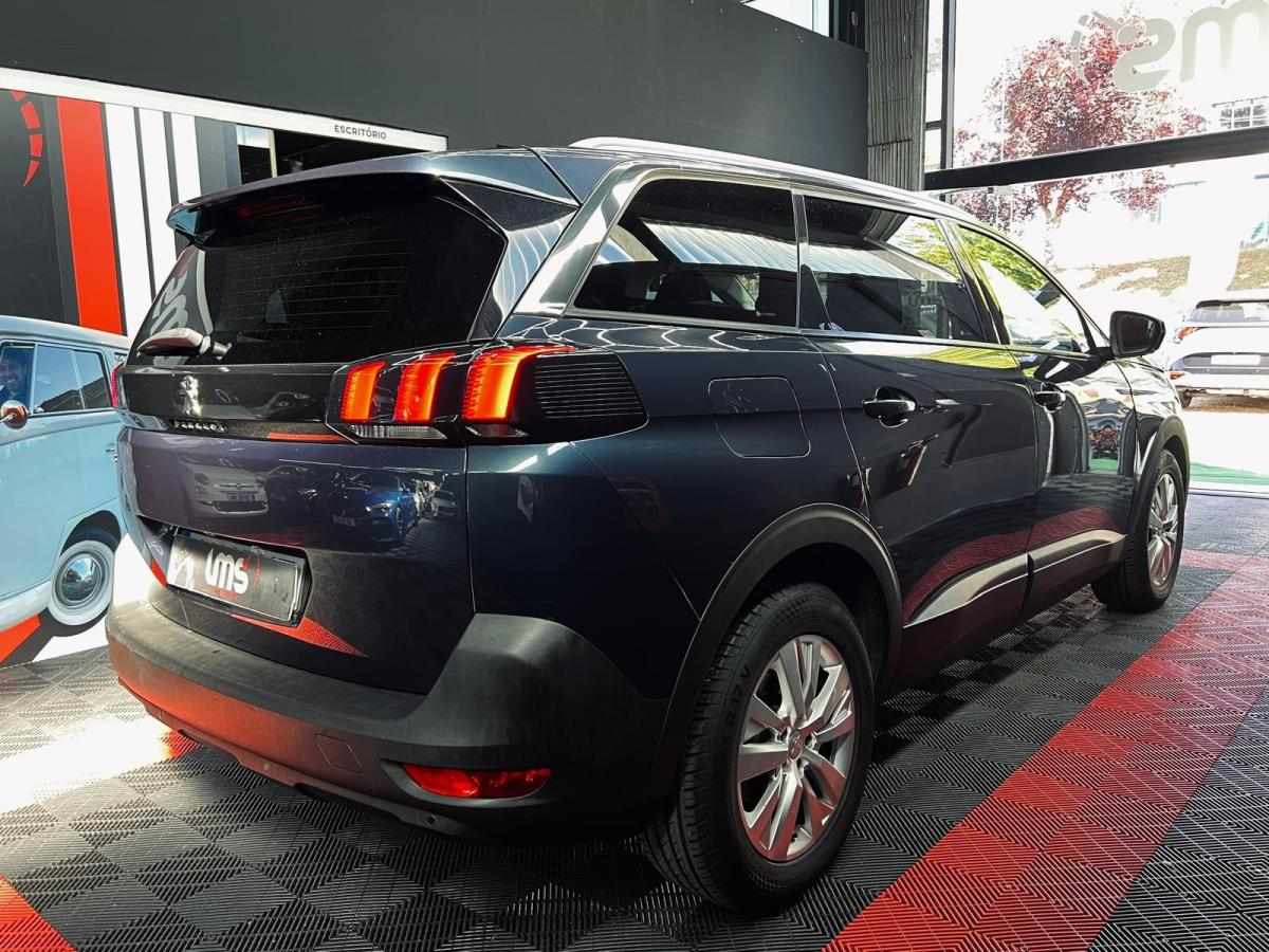 peugeot-5008-2019-diesel-1499cc