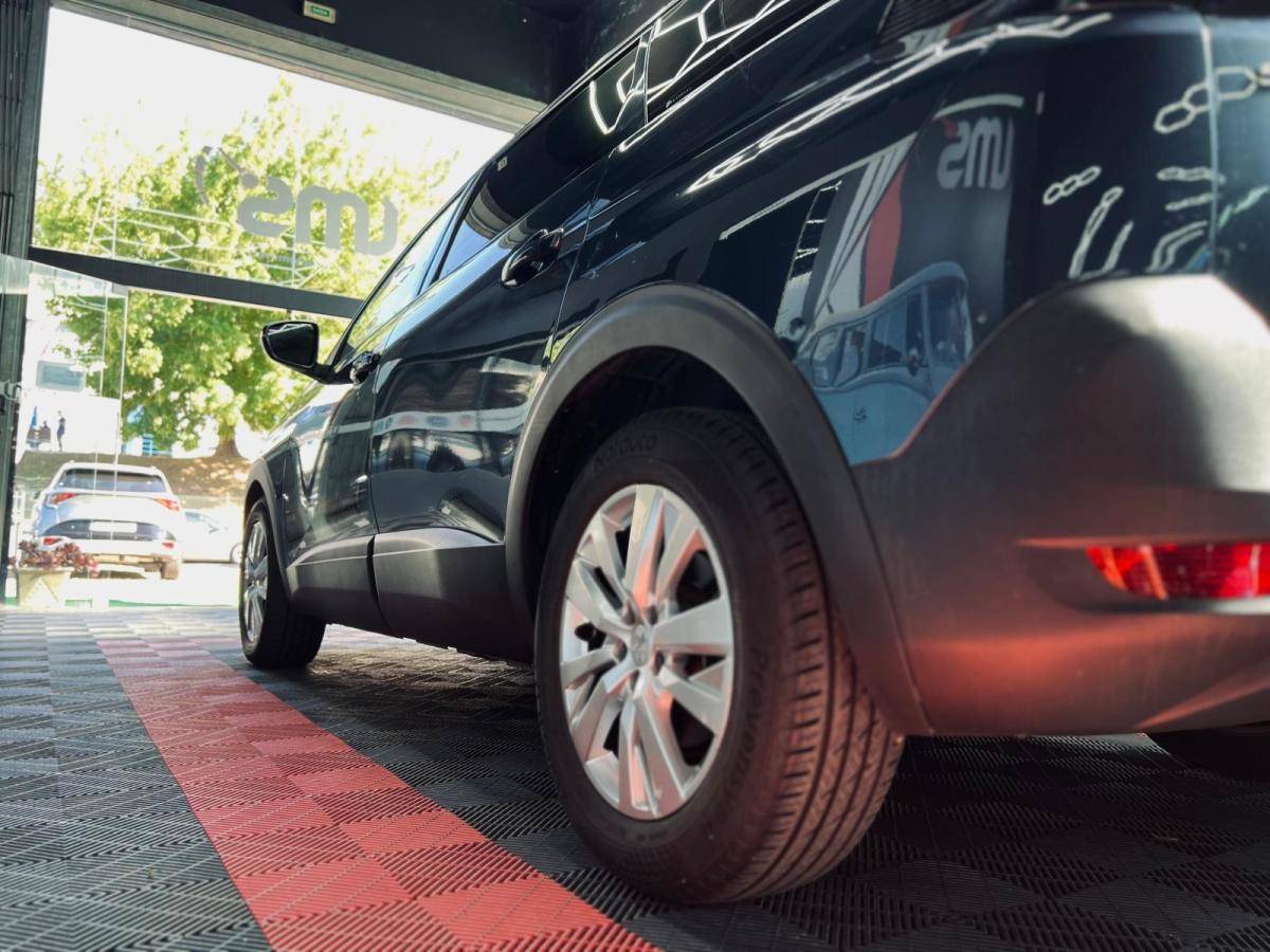 peugeot-5008-2019-diesel-1499cc