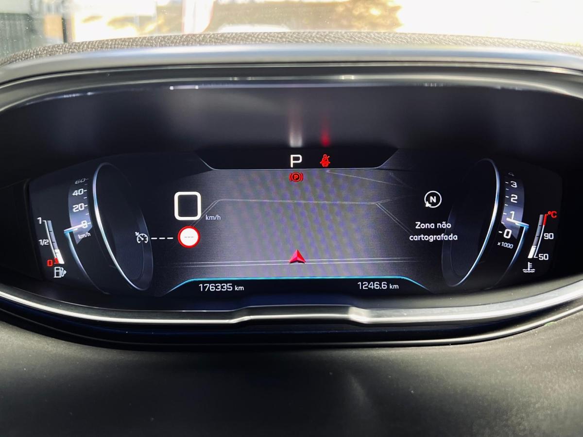peugeot-5008-2019-diesel-1499cc