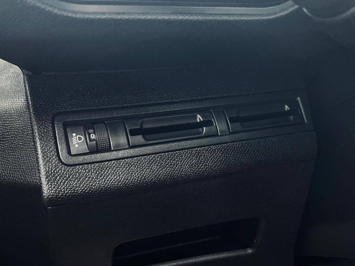 peugeot-5008-2019-diesel-1499cc