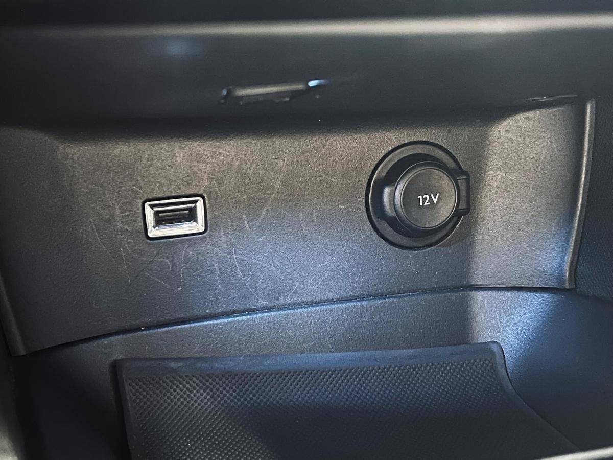 peugeot-5008-2019-diesel-1499cc