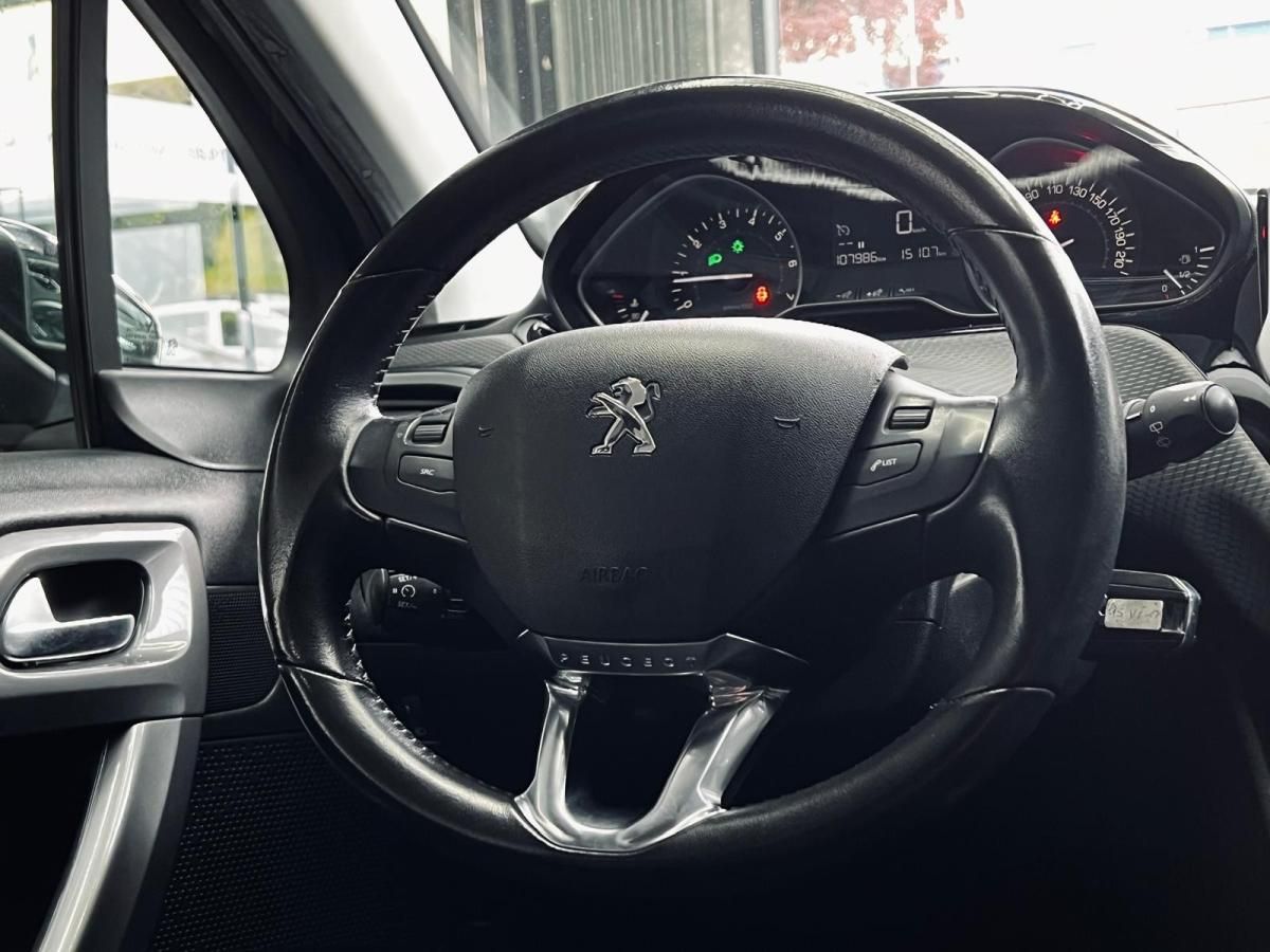 peugeot-2008-2018-gasolina-1199cc
