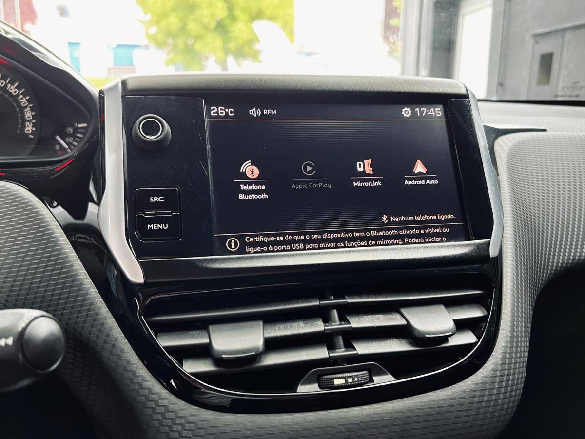 peugeot-2008-2018-gasolina-1199cc