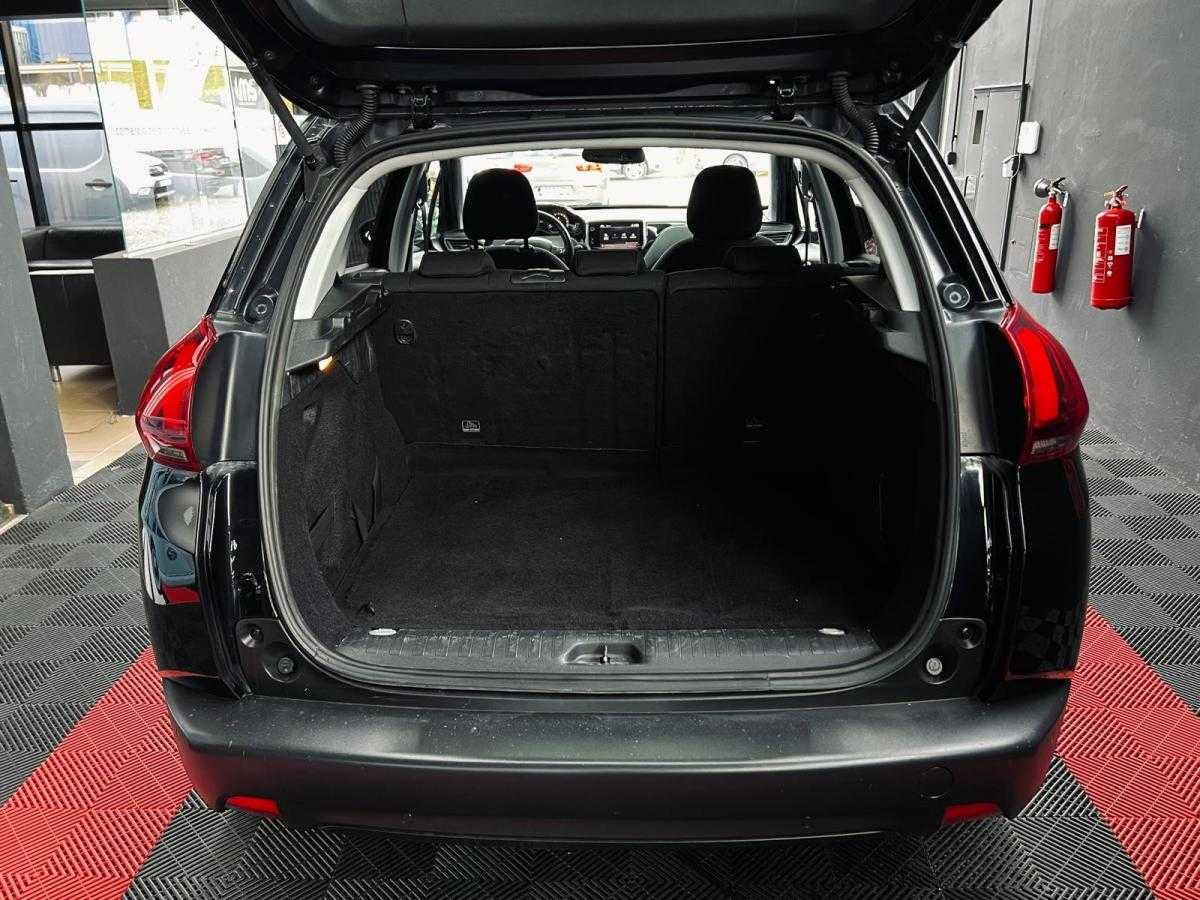 peugeot-2008-2018-gasolina-1199cc
