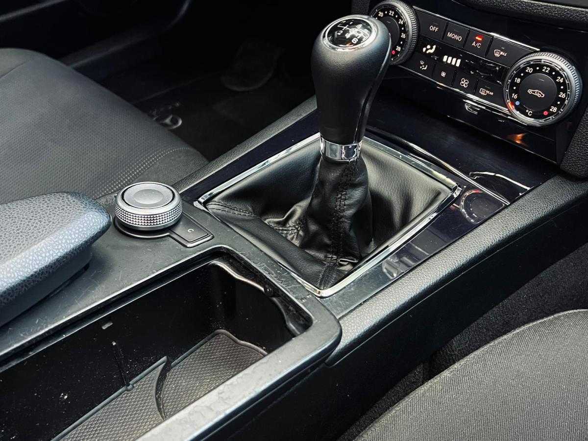 mercedes-benz-classe-c-2008-diesel-2143cc