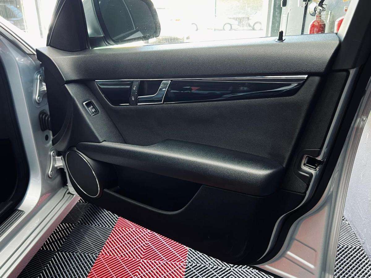 mercedes-benz-classe-c-2008-diesel-2143cc