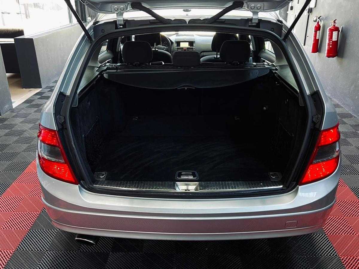 mercedes-benz-classe-c-2008-diesel-2143cc