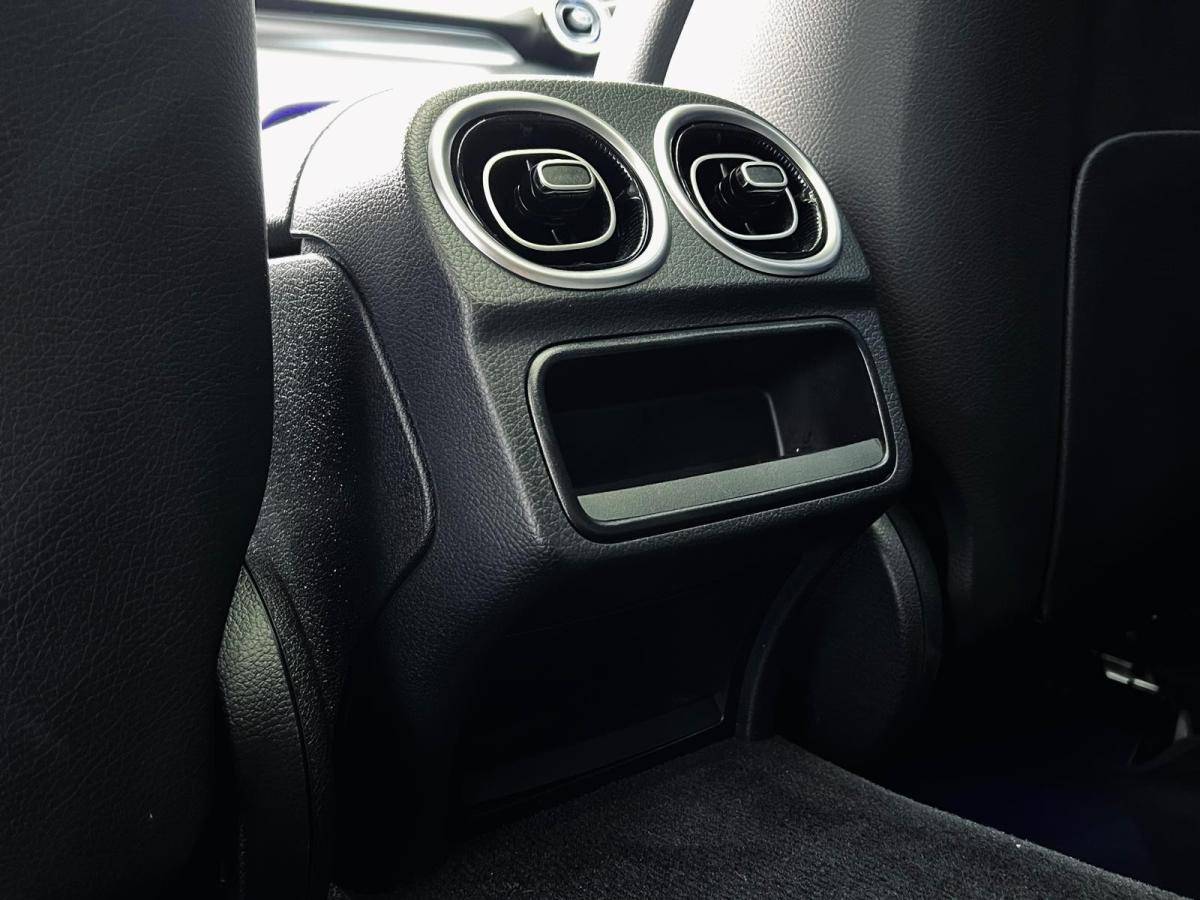 mercedes-benz-classe-c-2023-hibrido-a-gasolina-1999cc