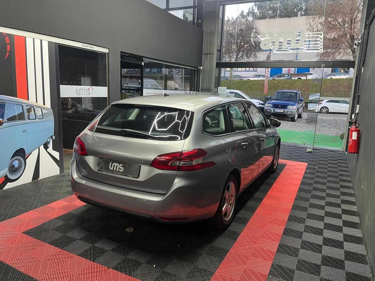 peugeot-308-sw-2015-diesel-1560cc