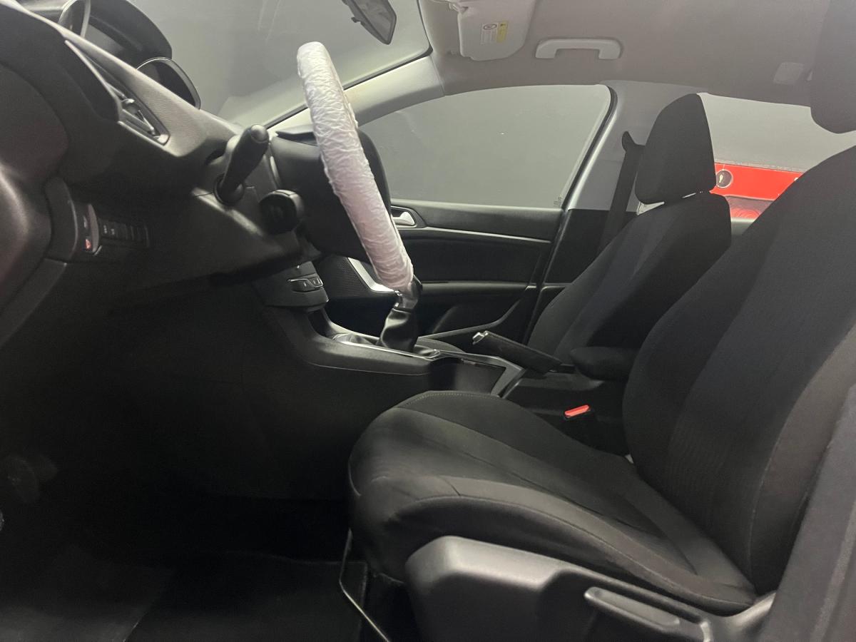peugeot-308-sw-2015-diesel-1560cc