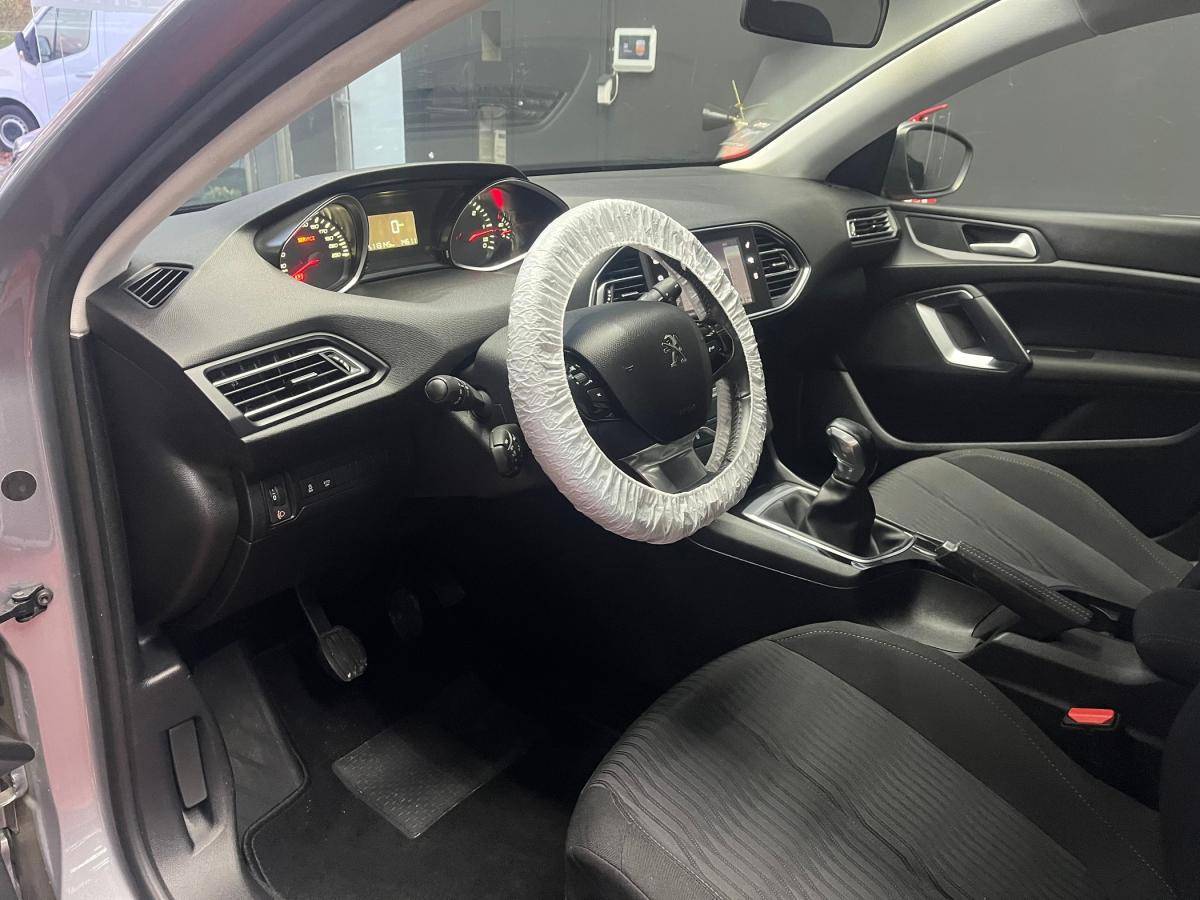 peugeot-308-sw-2015-diesel-1560cc