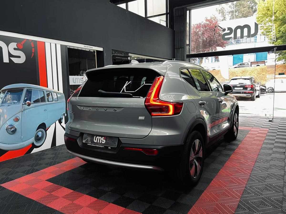 volvo-xc40-2023-hibrido-a-gasolina-1477cc