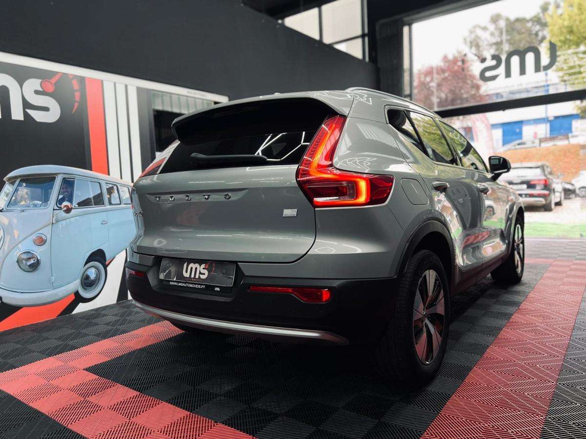 volvo-xc40-2023-hibrido-a-gasolina-1477cc