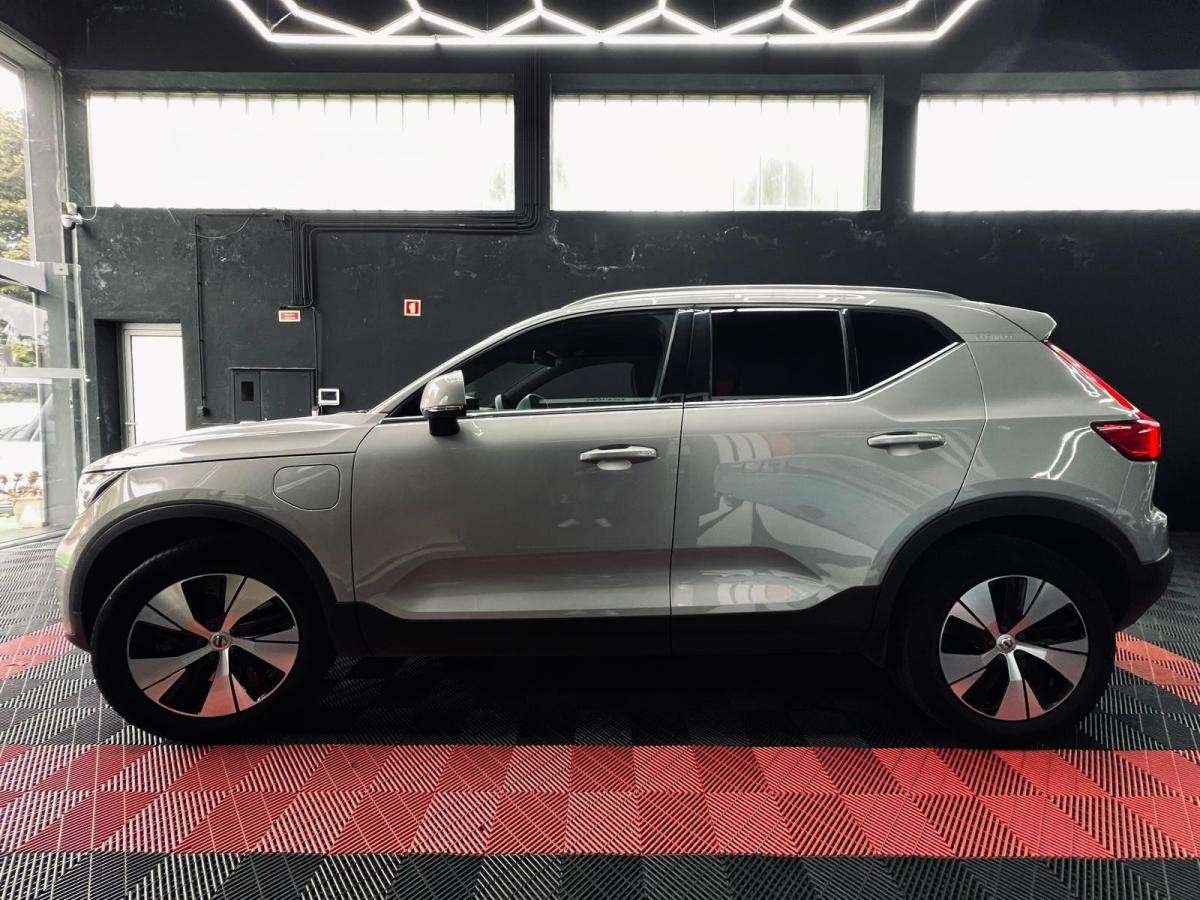 volvo-xc40-2023-hibrido-a-gasolina-1477cc