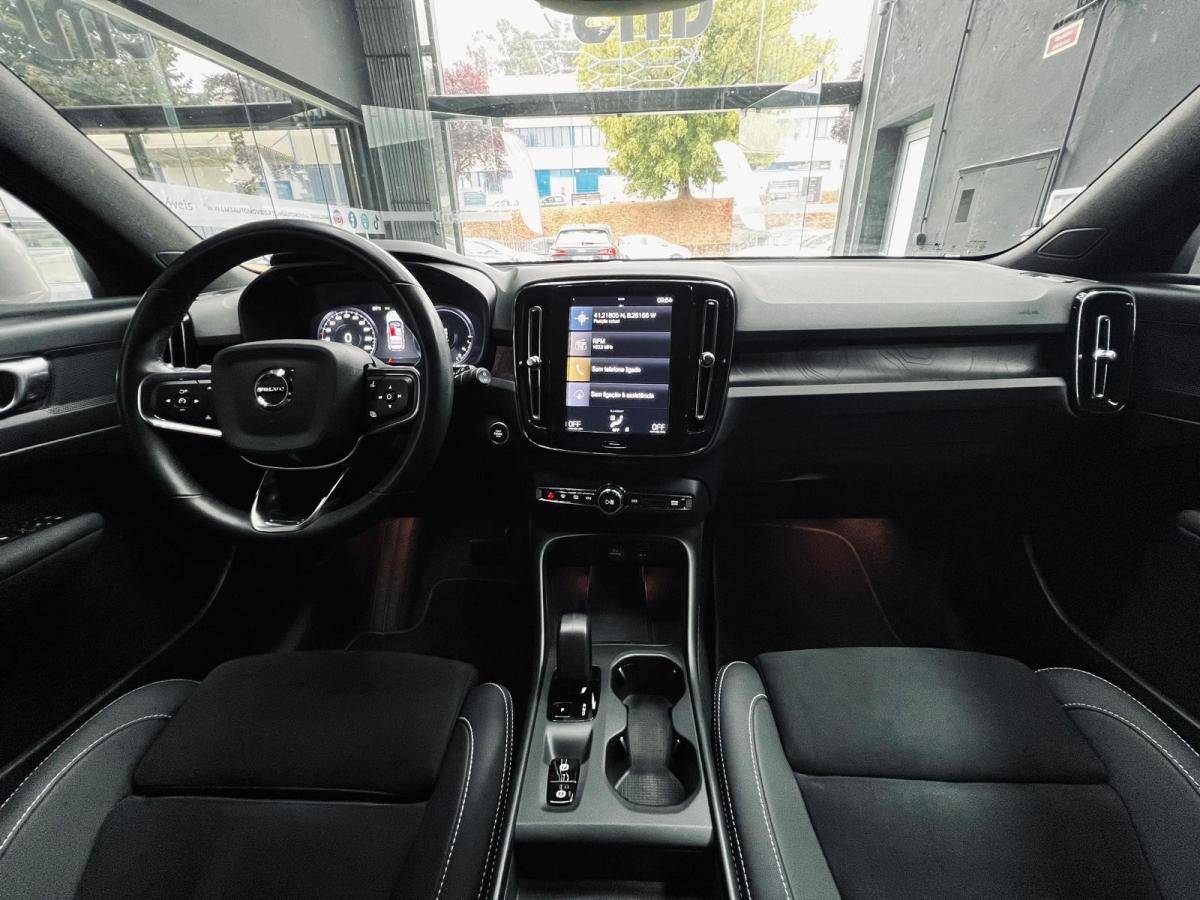 volvo-xc40-2023-hibrido-a-gasolina-1477cc