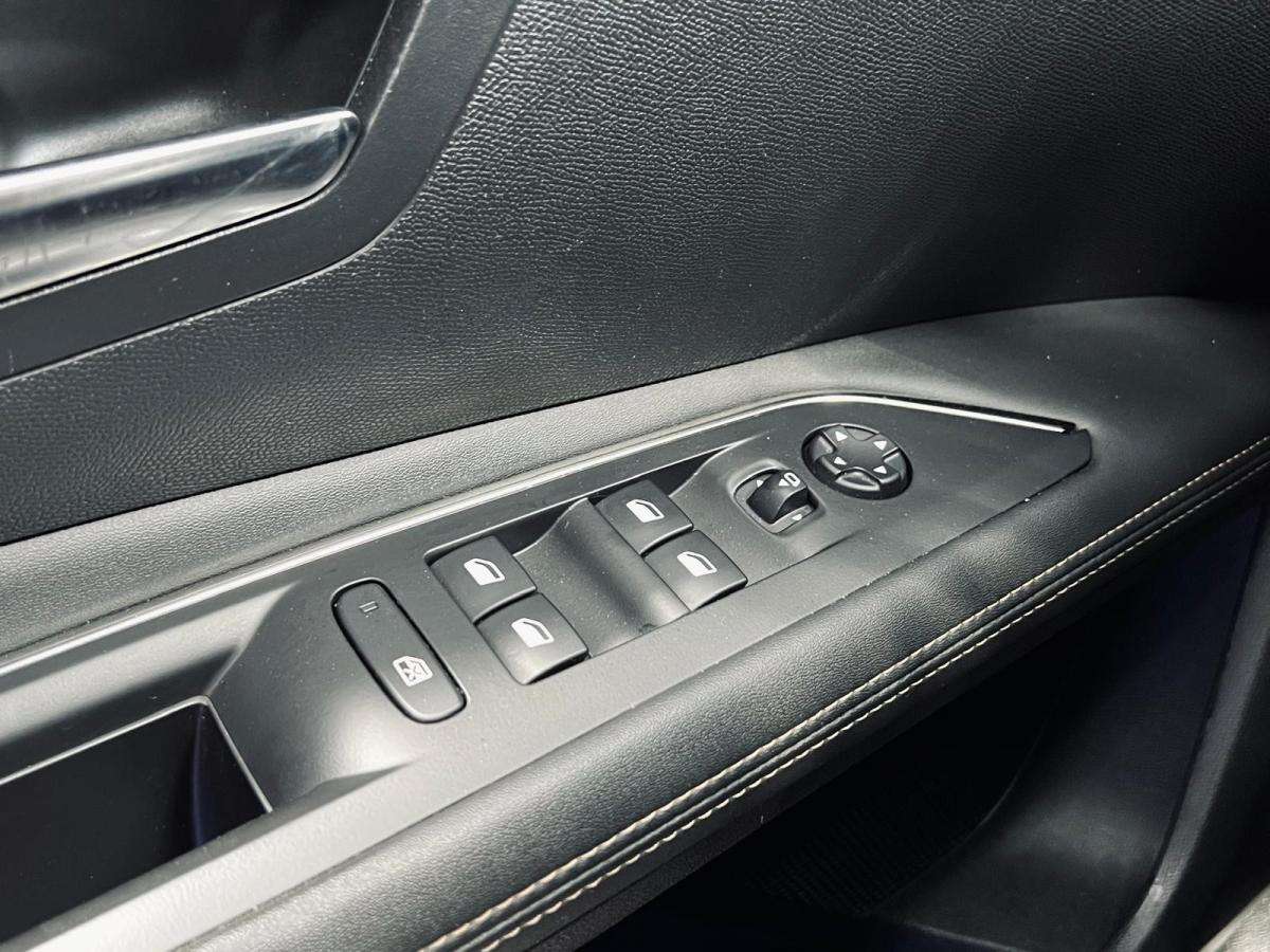 peugeot-3008-2020-gasolina-1199cc