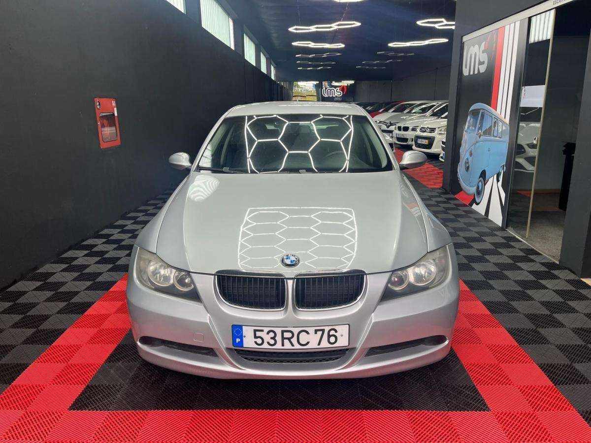 bmw-serie-3-318d-touring-2008-diesel-1995cc