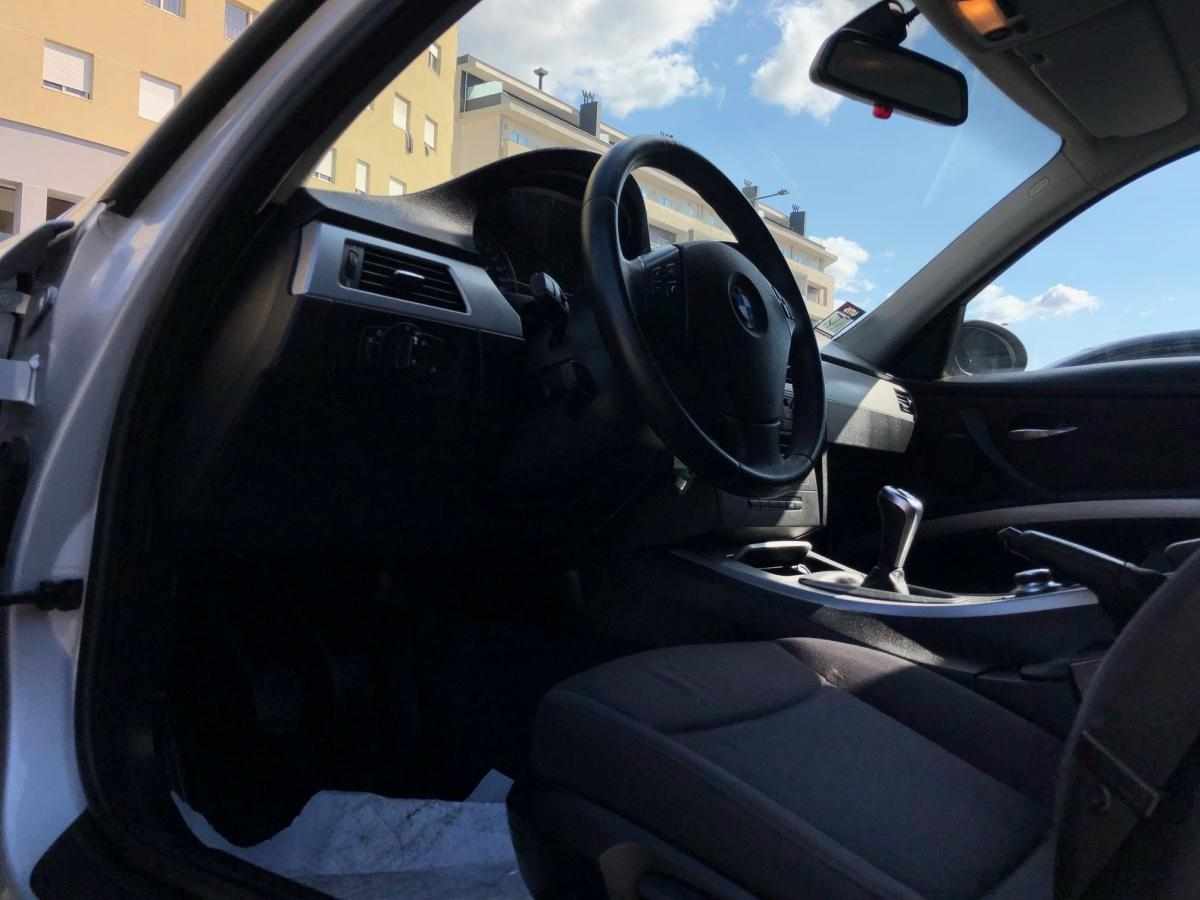 bmw-serie-3-318d-touring-2008-diesel-1995cc