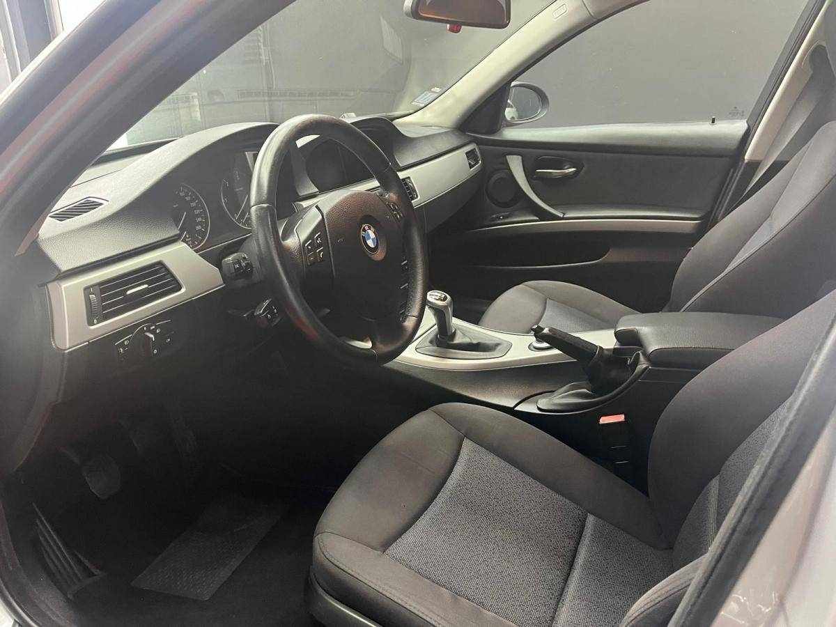 bmw-serie-3-318d-touring-2008-diesel-1995cc