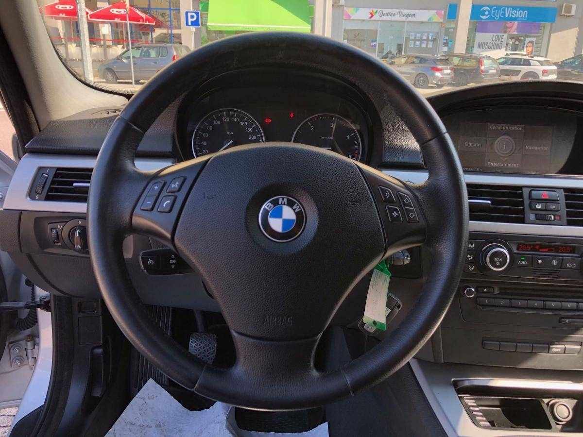 bmw-serie-3-318d-touring-2008-diesel-1995cc