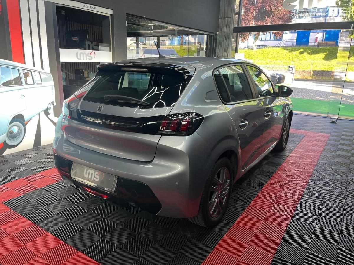 peugeot-208-2021-gasolina-1199cc