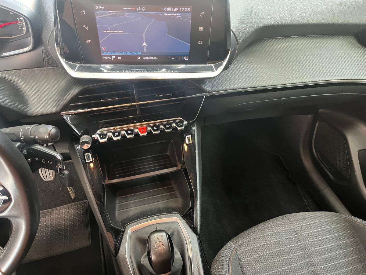 peugeot-208-2021-gasolina-1199cc