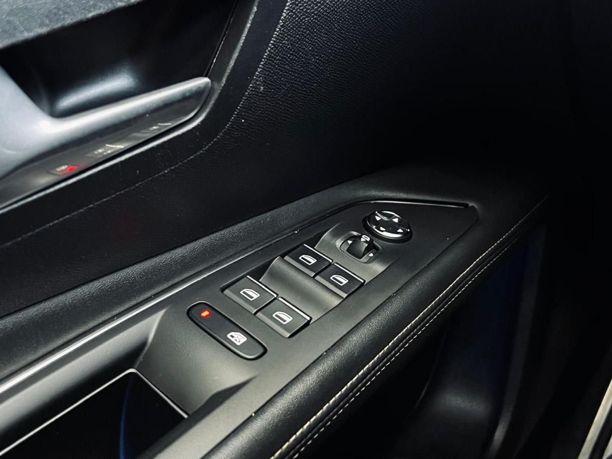 peugeot-3008-2021-hibrido-a-gasolina-1598cc