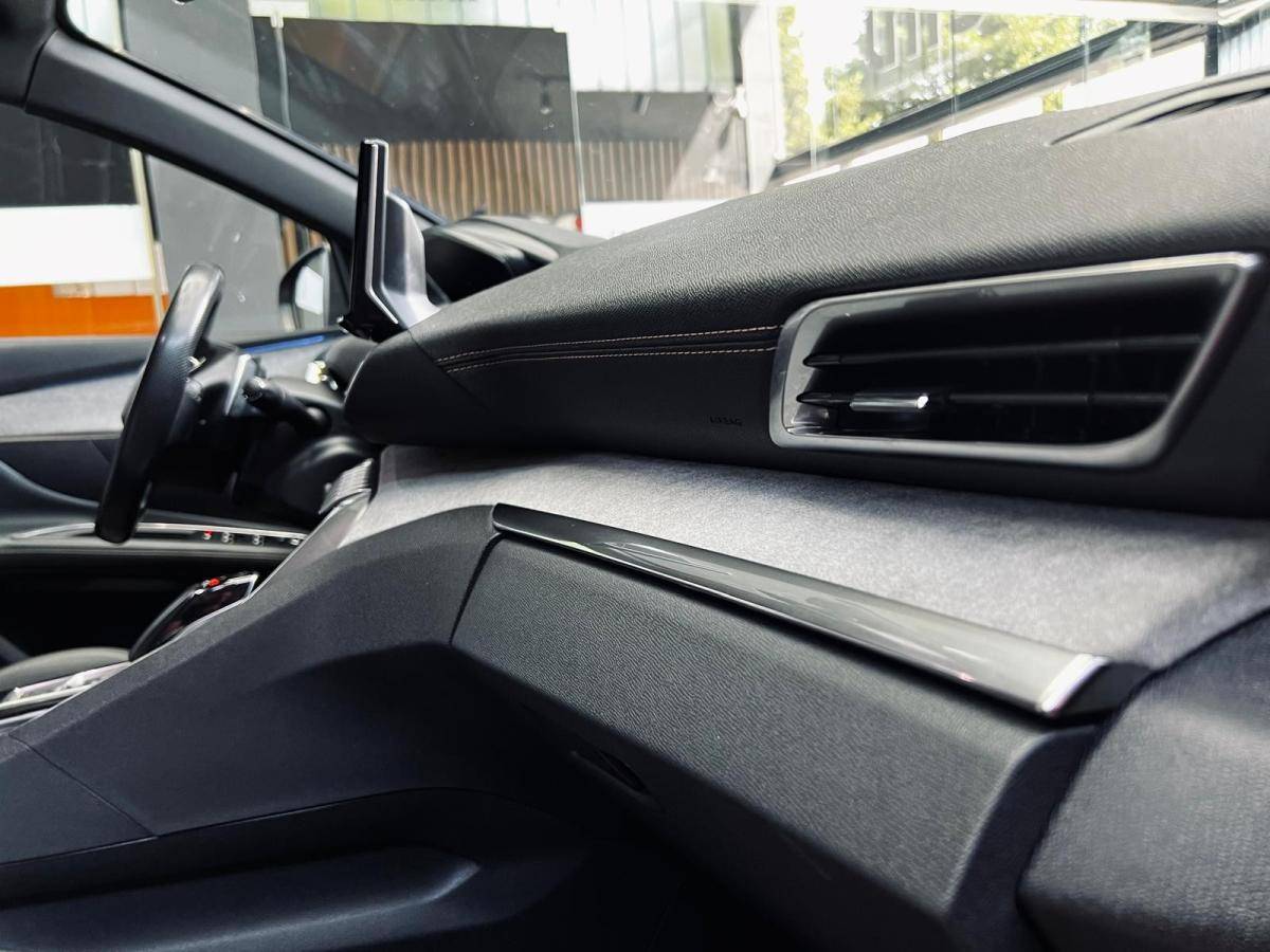 peugeot-3008-2021-hibrido-a-gasolina-1598cc