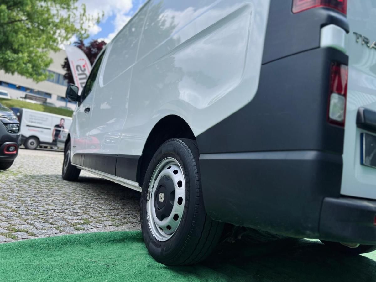 renault-trafic-2016-diesel-1598cc