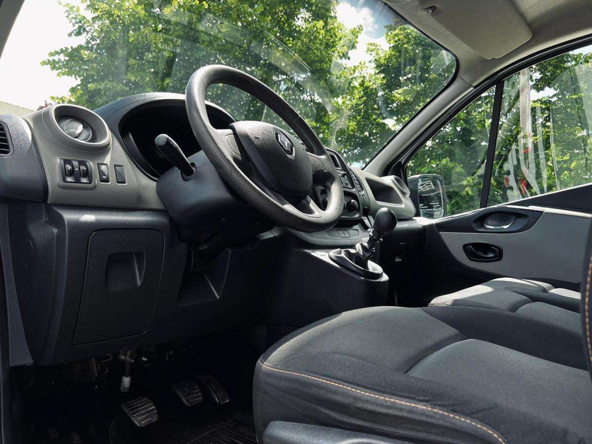 renault-trafic-2016-diesel-1598cc