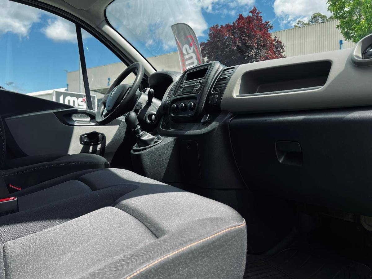 renault-trafic-2016-diesel-1598cc