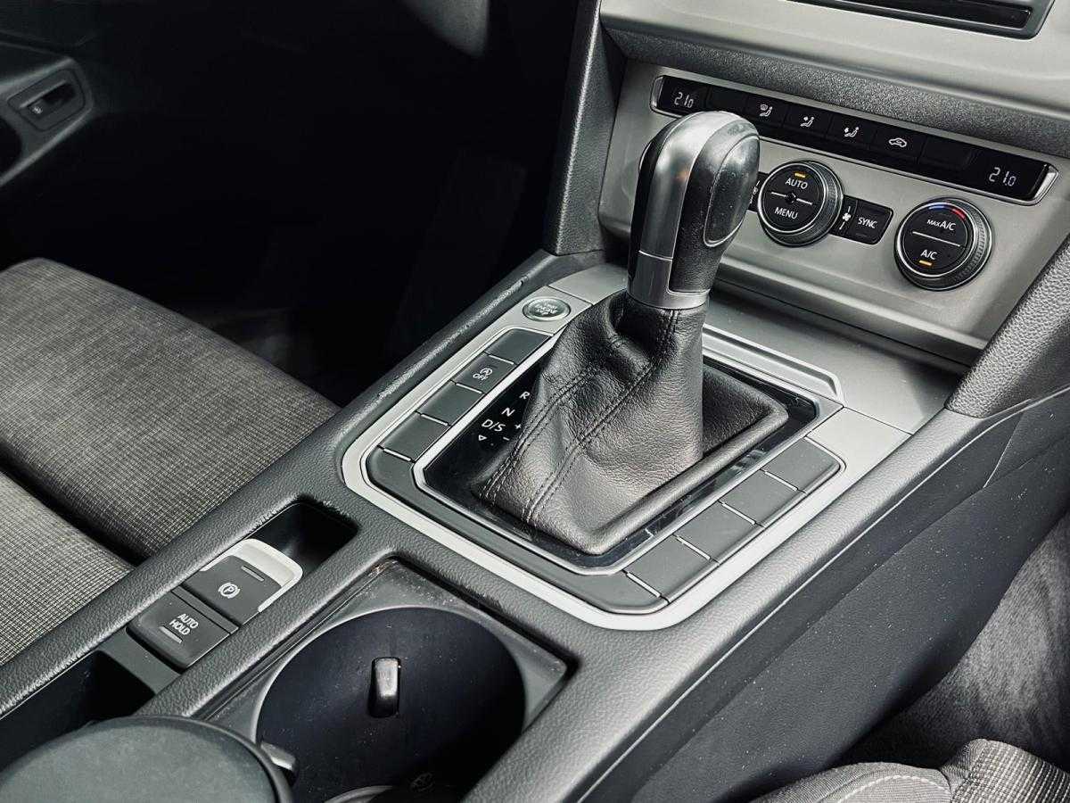 volkswagen-passat-2015-diesel-1598cc