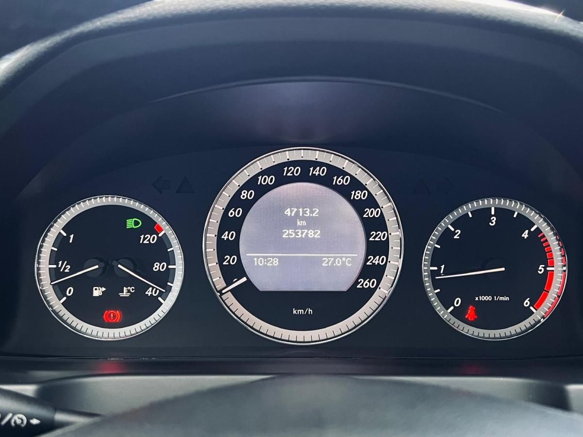 mercedes-benz-classe-c-2010-diesel-2143cc