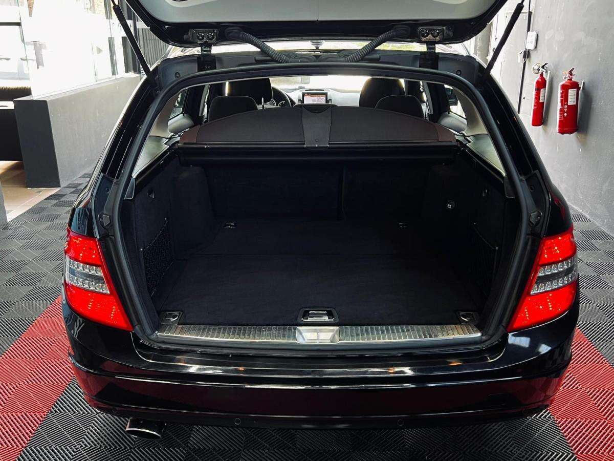 mercedes-benz-classe-c-2010-diesel-2143cc