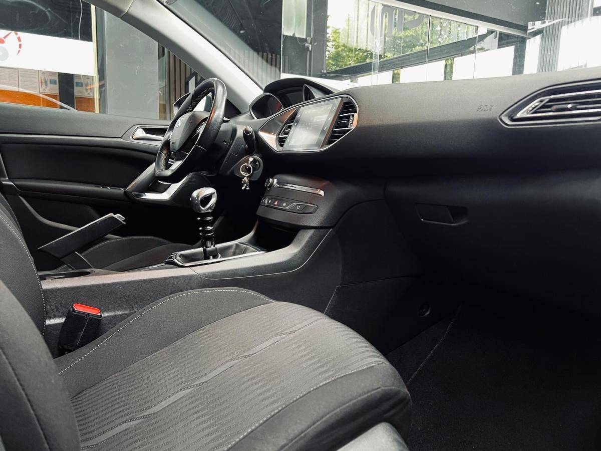peugeot-308-2013-diesel-1560cc