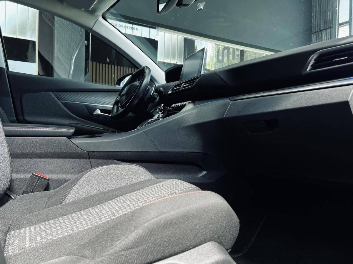 peugeot-3008-2018-diesel-1499cc