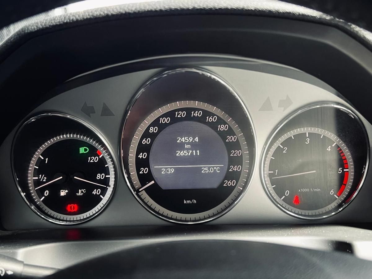 mercedes-benz-classe-c-2011-diesel-2143cc