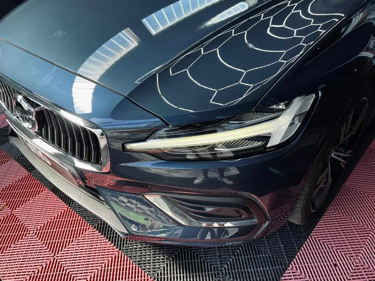 volvo-v60-2019-diesel-1969cc