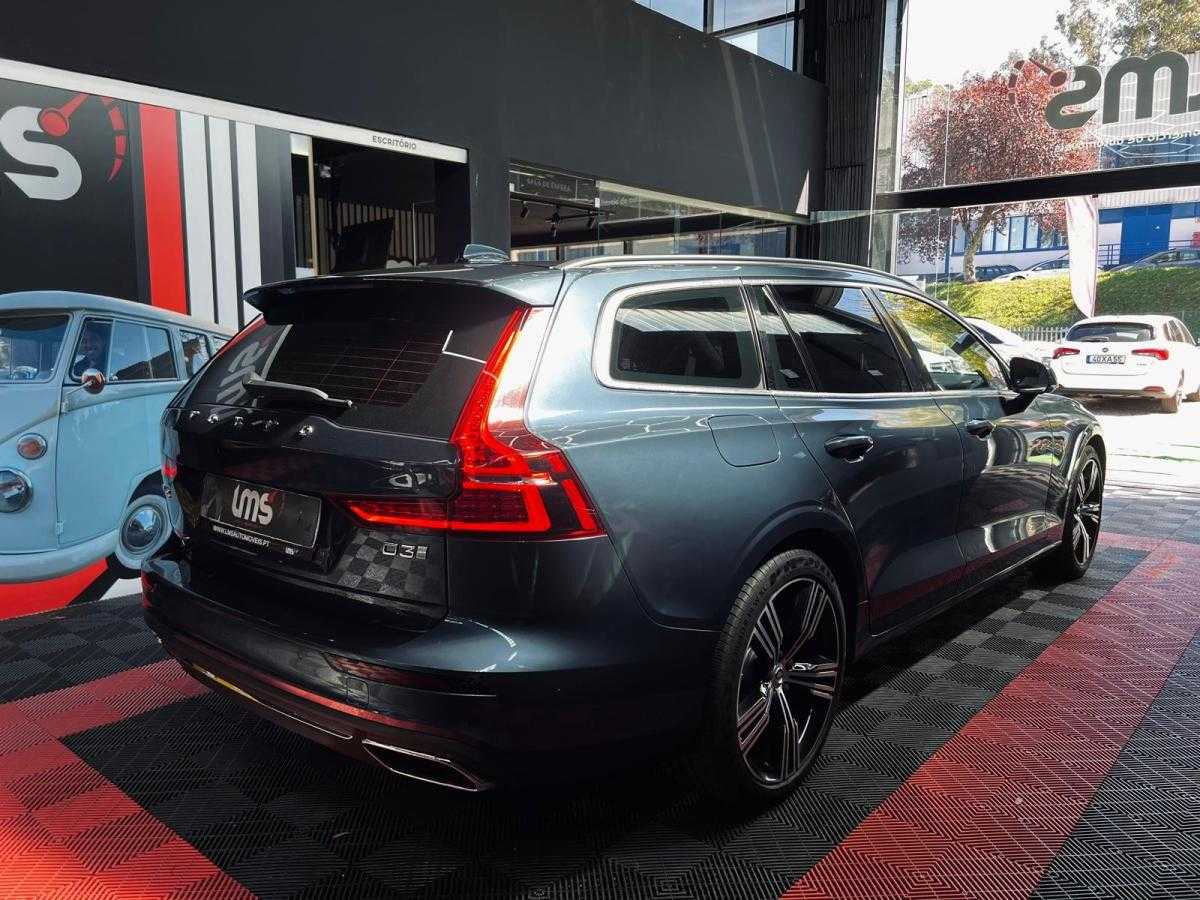 volvo-v60-2019-diesel-1969cc