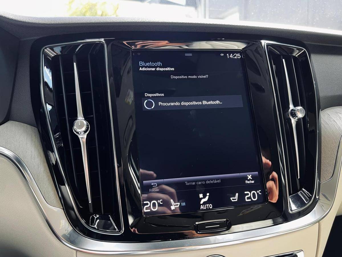 volvo-v60-2019-diesel-1969cc