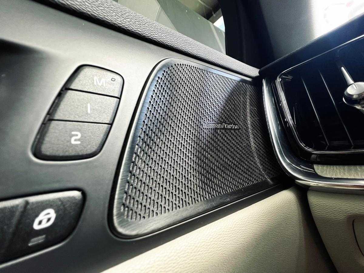 volvo-v60-2019-diesel-1969cc
