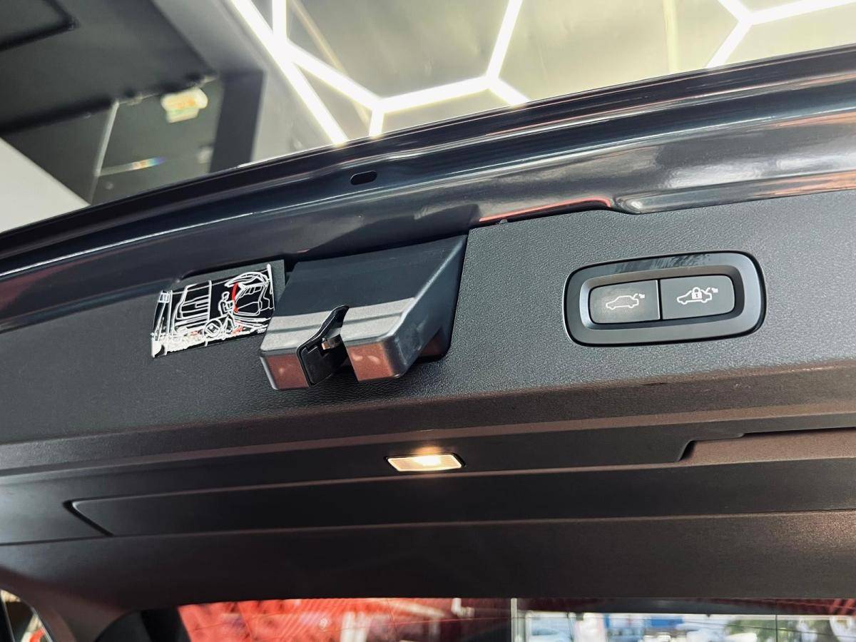 volvo-v60-2019-diesel-1969cc