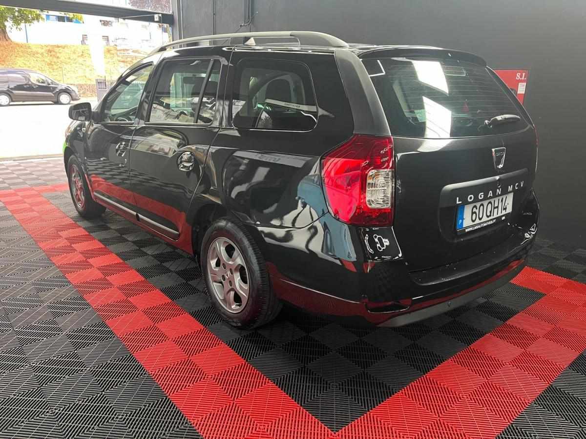 dacia-logan-mcv-2015-gasolina-898cc