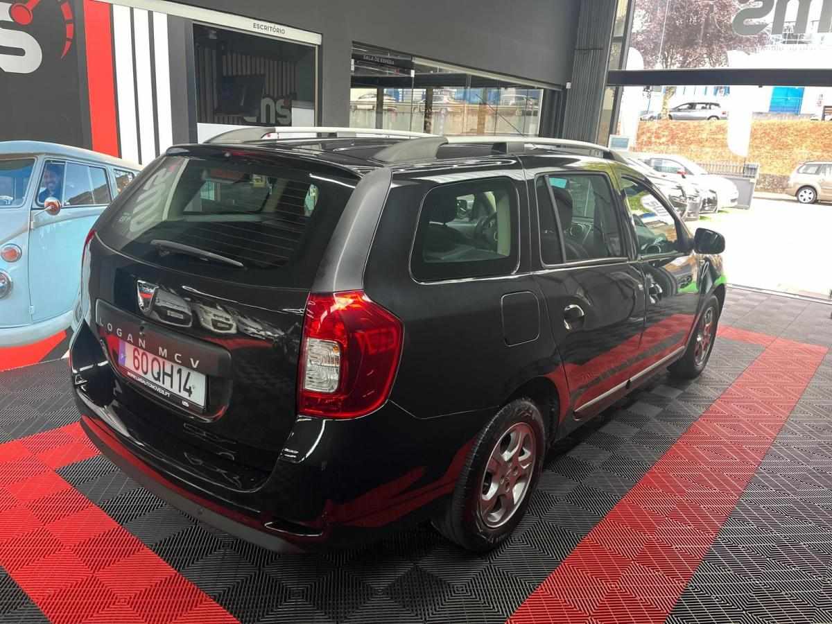 dacia-logan-mcv-2015-gasolina-898cc